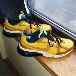 Airmax 270 gold yellow blue size 13